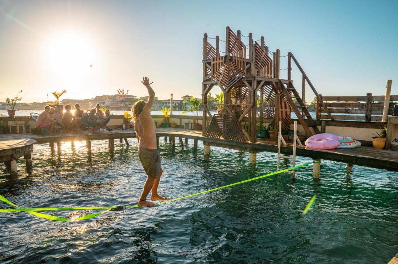 Aqua Lounge Vandrehjem Bocas del Toro Eksteriør billede