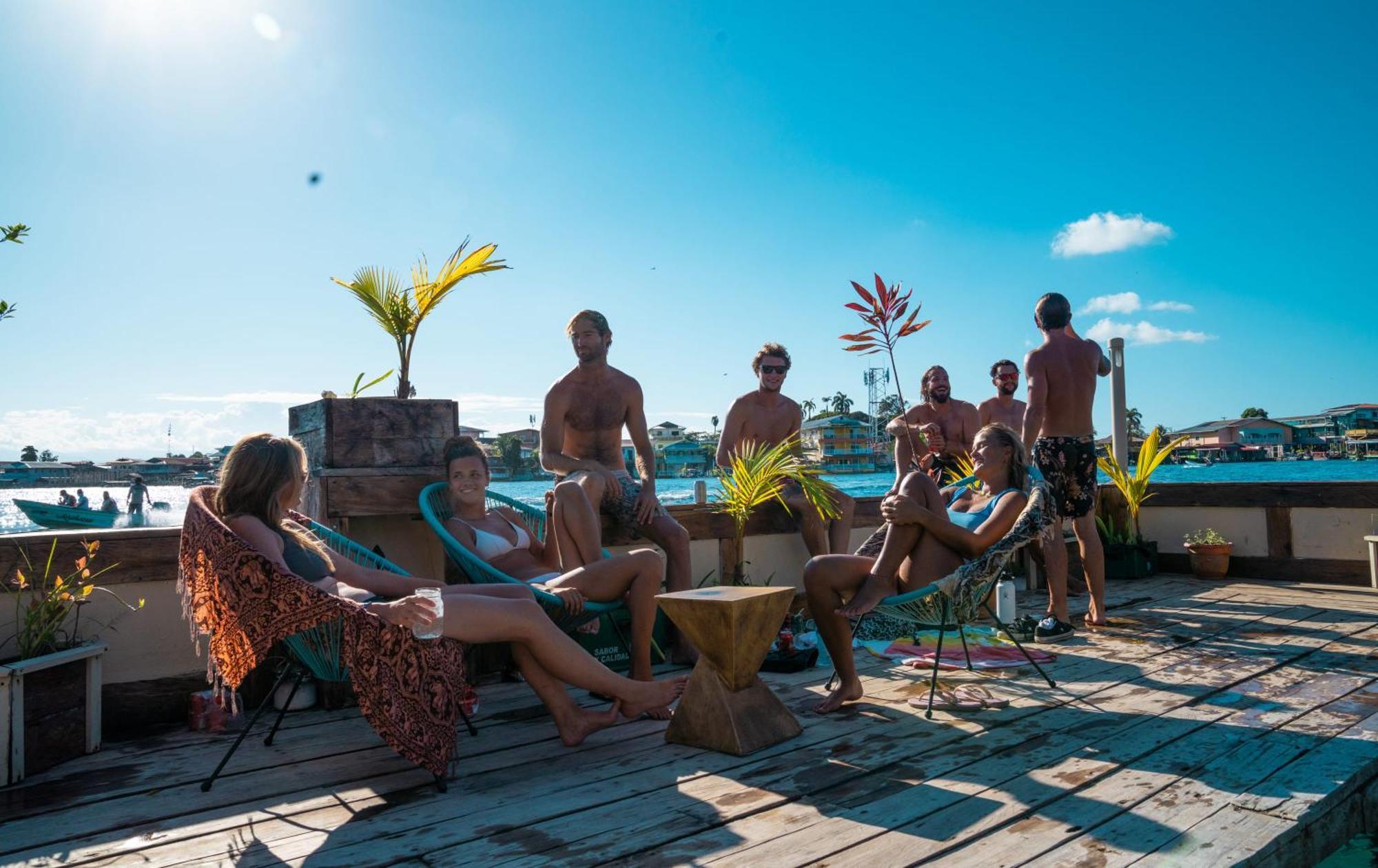Aqua Lounge Vandrehjem Bocas del Toro Eksteriør billede