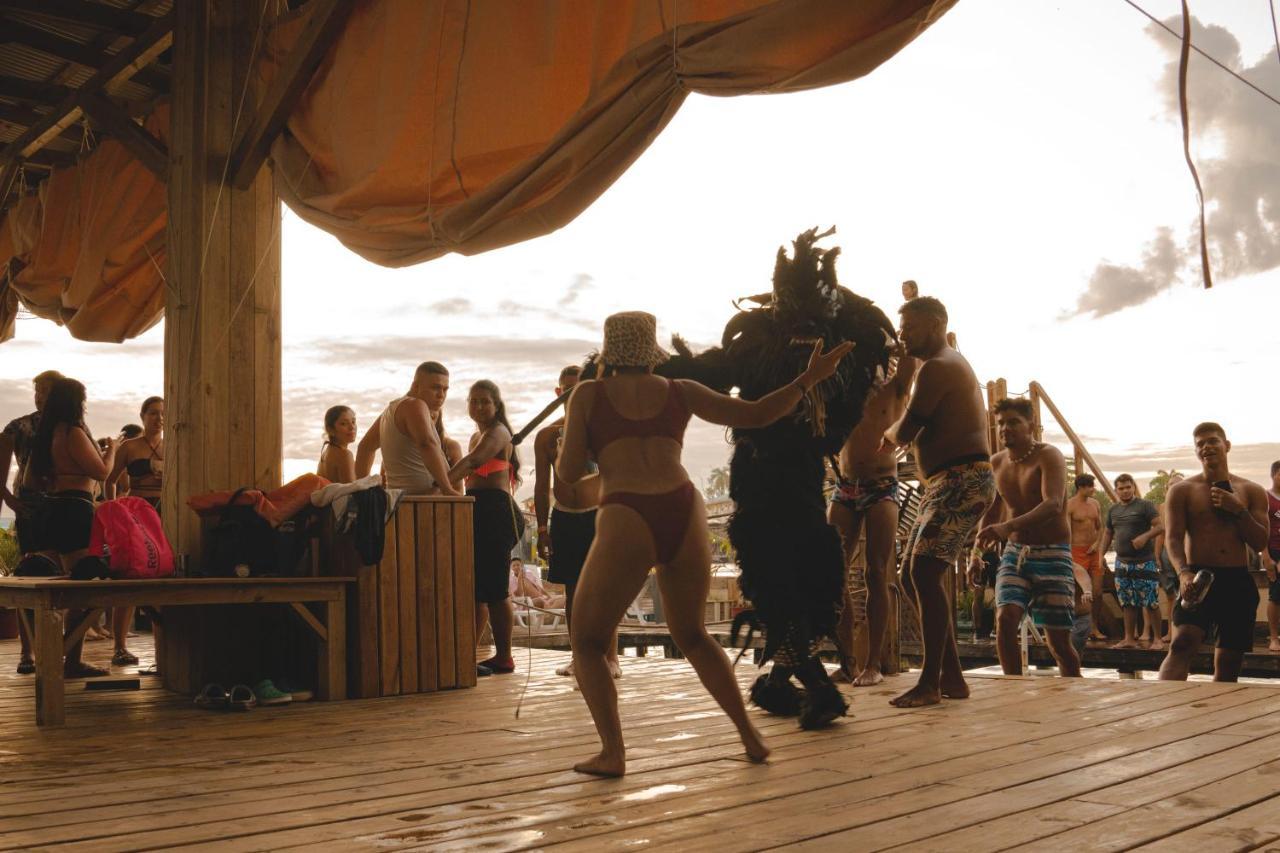 Aqua Lounge Vandrehjem Bocas del Toro Eksteriør billede