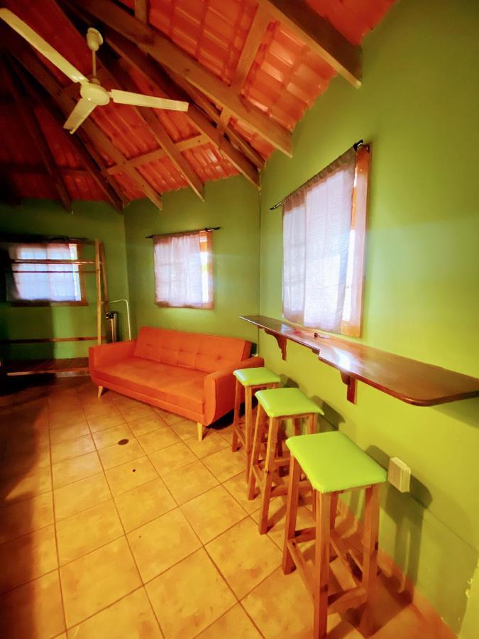 Aqua Lounge Vandrehjem Bocas del Toro Eksteriør billede